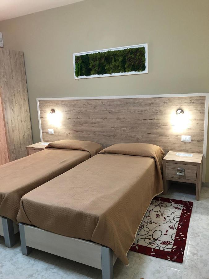 Hotel Centrale Quartu SantʼElena Eksteriør bilde